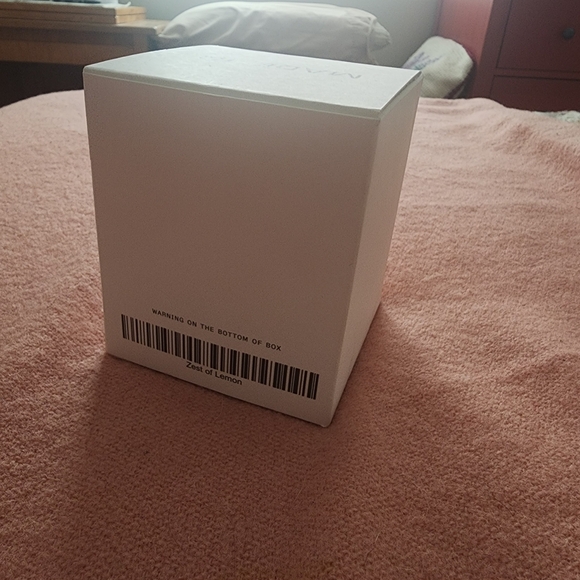 NIB Made In Lemon Zest Kitchen Candle - Picture 7 of 7